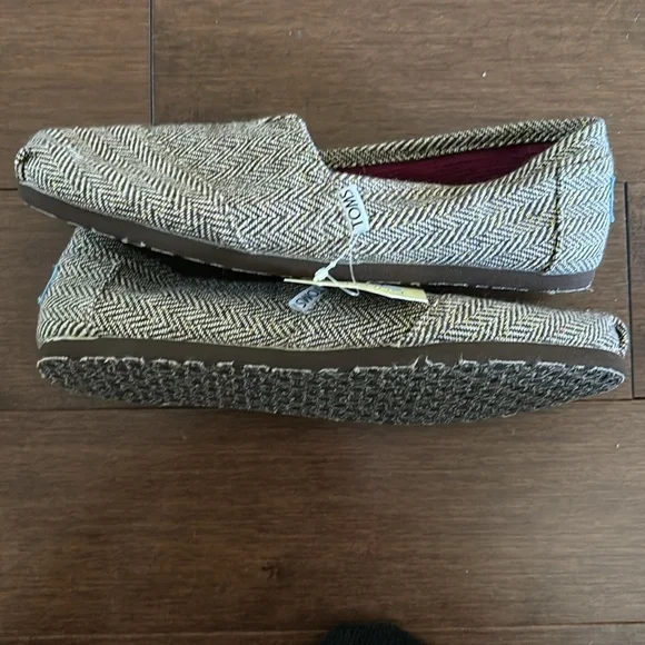 🆕 Toms - Picture 3 of 8